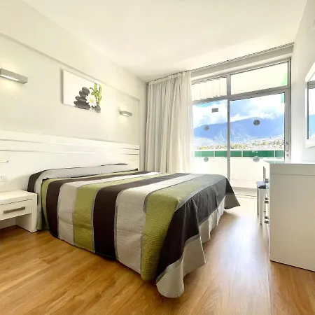 One Bedroom With Wifi, Pools And Garden In Puerto De La Cruz