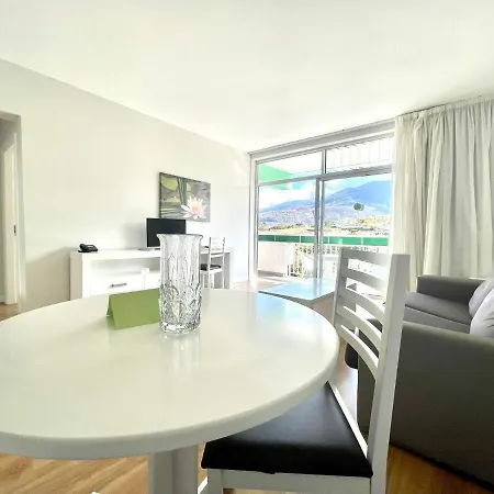One Bedroom With Wifi, Pools And Garden In Puerto De La Cruz
